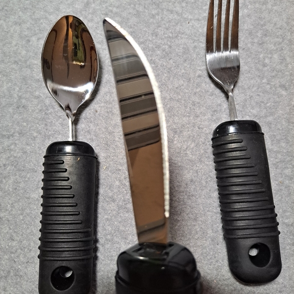 Rehabilitation Advantage SURE GRIP ADAPTED UTENSILS (3 Piece) - Picture 7 of 9
